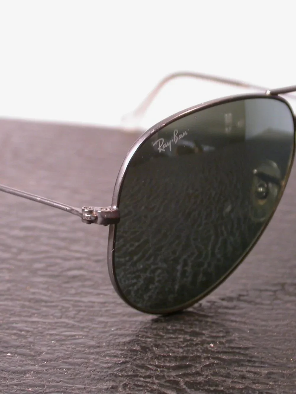 Ray-Ban up auction